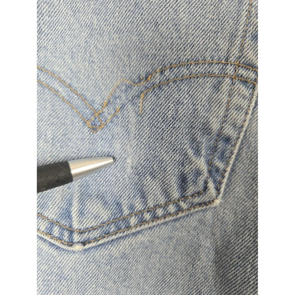 Levis 550 Mens Relaxed Fit Jeans 36 x 34 Light Blue Denim